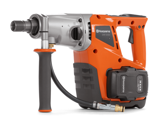 DM540i-2_2c84ae48-bc96-4b1b-87e3-c7652db1b01d.png HUSQVARNA DM 540i SET – Akku-Hand-Kernbohrgerät – Bild 1
