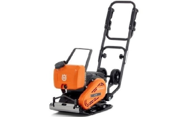 LF60iLAT-_3_f7f683b4-7265-4620-9837-d54dfb28e20c.jpg HUSQVARNA LF 60i LAT – Akku Rüttelplatte vorlaufend mit 88 kg – Battery System BLi-X – Bild 1