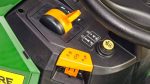 JOHN DEERE Rasentraktor X167 – Bild 4