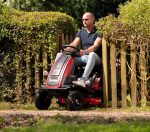 Toro Akku-Rasentraktor eS3200DC – Modell 2025-Neu - Image 6