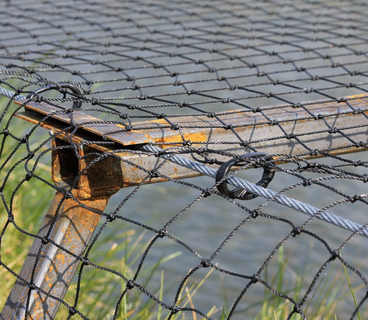 filets-de-voliere-anti-moineaux-sur-mesure-3_c104bf39-0501-4619-870b-2e7478128017.jpg Vogelschutznetz - Image 1